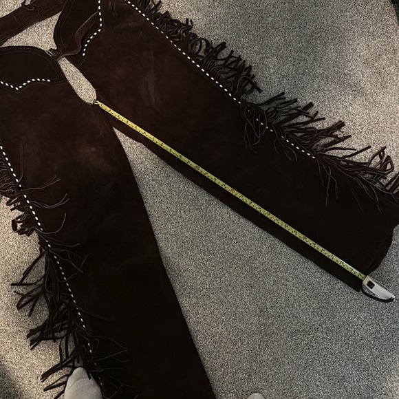 Fringed Brown Women's Chaps - Picture 11 of 12